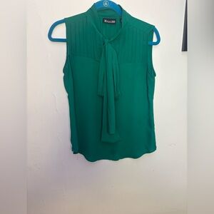 New York & Company Green Sleeveless Blouse with Bow